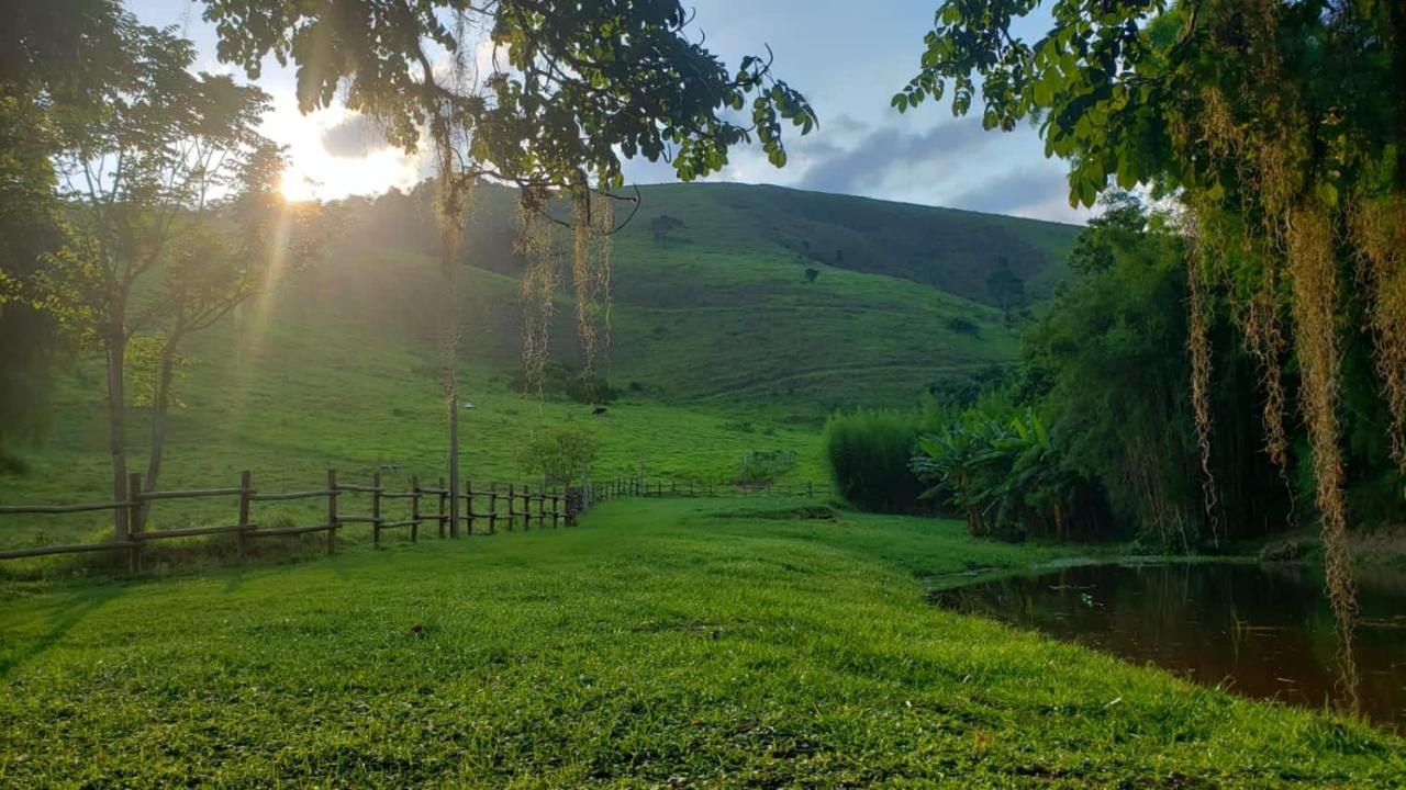 Vivenda Dos Guaranys -Um Projeto Ecologico - Casa Villa Conservatória Buitenkant foto
