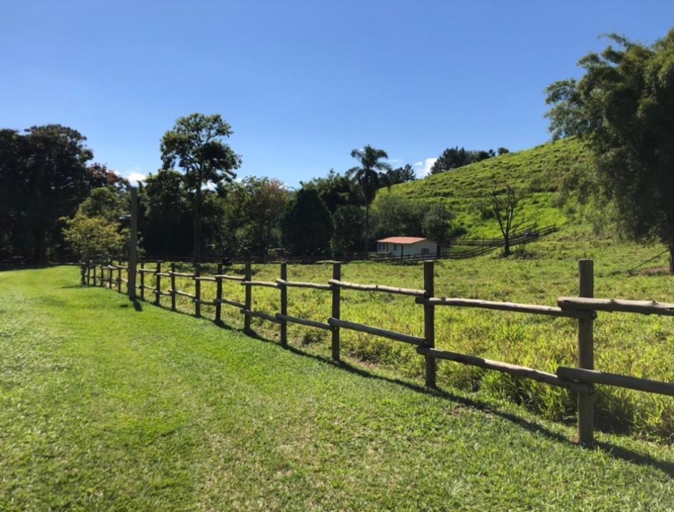 Vivenda Dos Guaranys -Um Projeto Ecologico - Casa Villa Conservatória Buitenkant foto